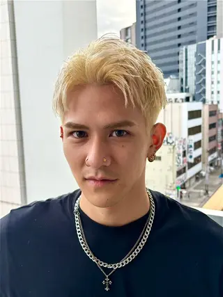 ショート パーマ職人DAIKI ツイスパ/波巻きのヘアスタイル