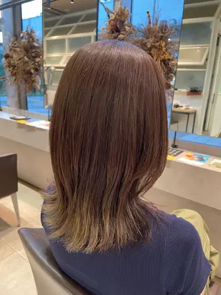セミロング カラー 原 萌香のヘアスタイル