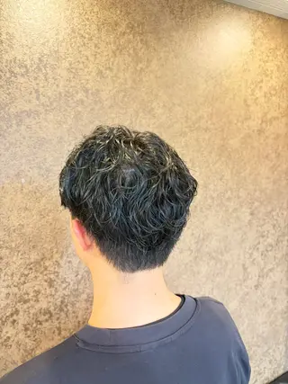 ショート パーマ メンズ メンズパーマ特化 カバヤマ　リョウのヘアスタイル