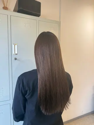 セミロング 透明感カラー🫧 🍒ダブルカラーのヘアスタイル