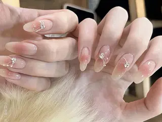 ネイル Mina. 🦢のネイルデザイン