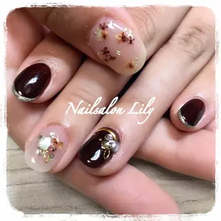 ネイル Lily*nail 🌻Mii🌻のネイルデザイン
