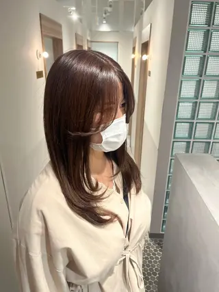 セミロング 大宮レイヤーカット× 透明感カラー　rioのヘアスタイル
