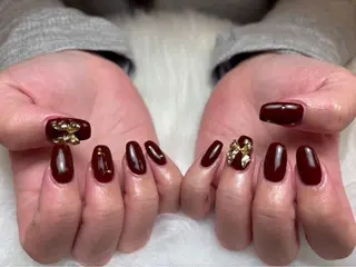 セミロング カラー ヘアアレンジ 自爪を傷つけない フィルイン3500円のネイルデザイン
