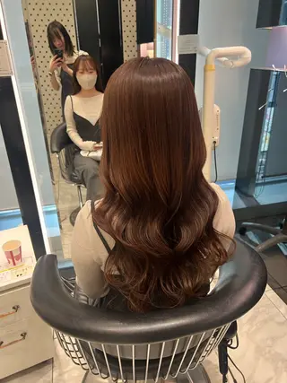 ロング パーマ コテ巻きパーマ💙 シノヤユイのヘアスタイル
