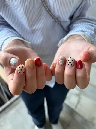 ネイル Manon Tomiのネイルデザイン