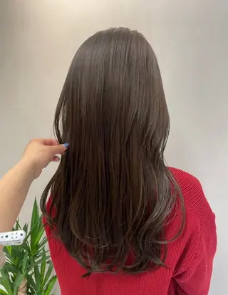 カラー .*・゚ izumi ・*.のヘアスタイル