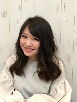 ロング カラー パーマ ヘアアレンジ KAIzen. tomoのヘアスタイル