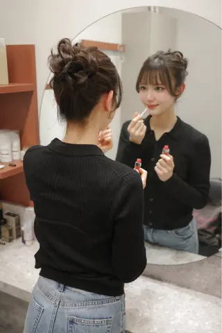 セミロング カラー ヘアアレンジ hiide sisiのヘアスタイル