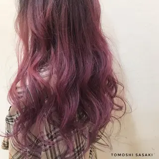 ロング ササキ トモシのヘアスタイル