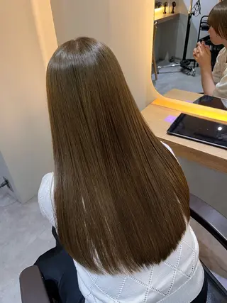 カラー ロングカット/ うる艶カラー/ユイのヘアスタイル