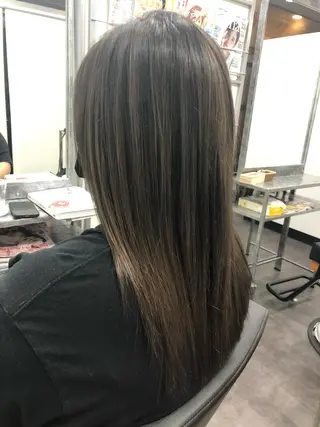ミディアム カラー ヘアアレンジ 大塚 貴之のヘアスタイル