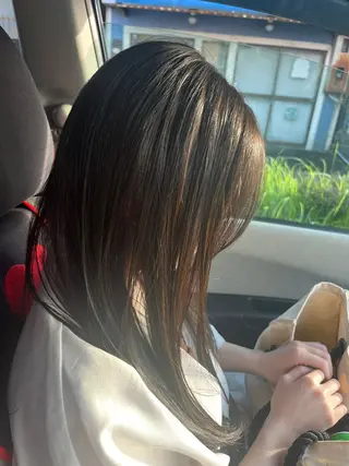ロング カラー 森 理音のヘアスタイル