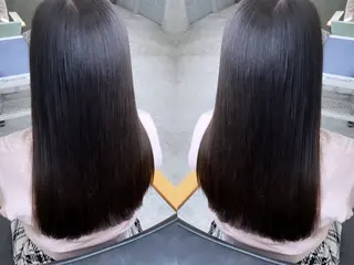 ロング AKANE 【zina新宿】のヘアスタイル