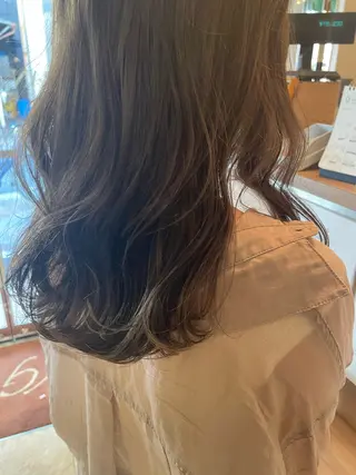 ロング 外山 美彩希のヘアスタイル