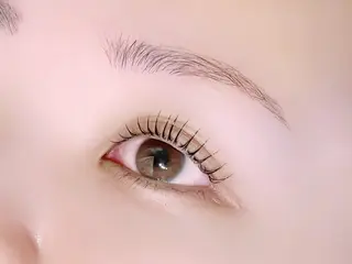 マツエク・マツパ 束間まつ毛 🎀| 透明感眉💎|YUIのマツエク・マツパデザイン