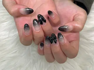 ネイル ネイルサロンリベラ 金山店　水野のネイルデザイン