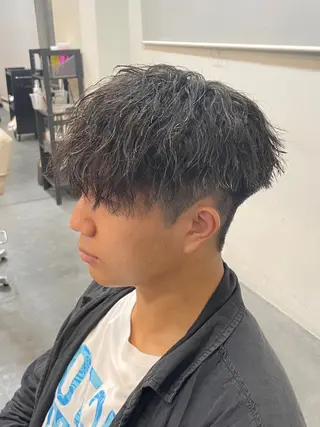 ショート パーマ 【メンズ専門】 古田　隆悟のヘアスタイル