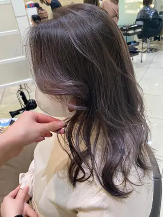 カラー 韓国レイヤー🪽 耳ツボジュエリーのヘアスタイル