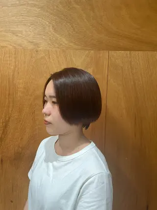 カラー 瑠己杏 :ボブ/ ハイトーンワンカラーのヘアスタイル