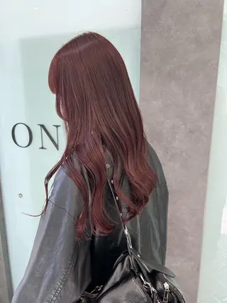 カラー 王道センターパート ⭐️AYAKA⭐️のヘアスタイル