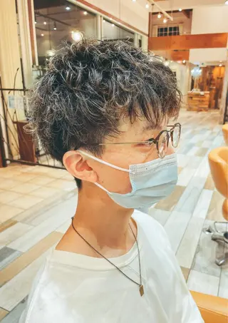パーマ メンズ 吉田 浩太郎のヘアスタイル