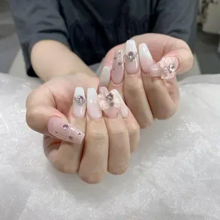 ネイル Queens みなみのネイルデザイン