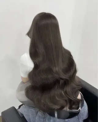 ロング カラー 【ioe 岡本】 🎀NOKO🎀のヘアスタイル