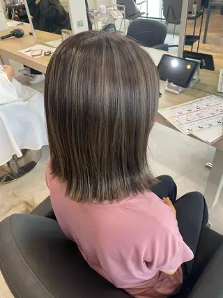 カラー 才田 まりなのヘアスタイル