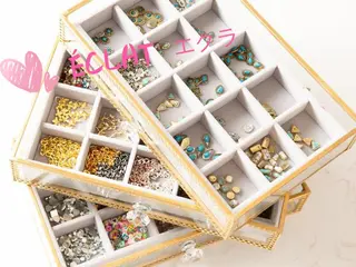 ネイル ネイルサロンエクラ 🫧Shizukaのネイルデザイン