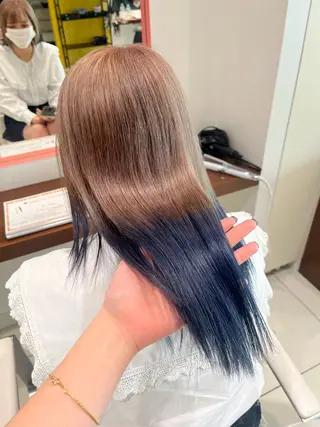 セミロング カラー 似合わせ 垢抜け🌟 AKINOのヘアスタイル