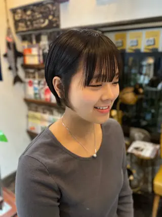 ショート ボブパーマ/レイヤー ヒロモトアサカのヘアスタイル