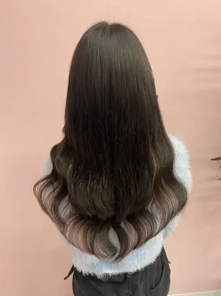 ロング PREss Natsumiのヘアスタイル