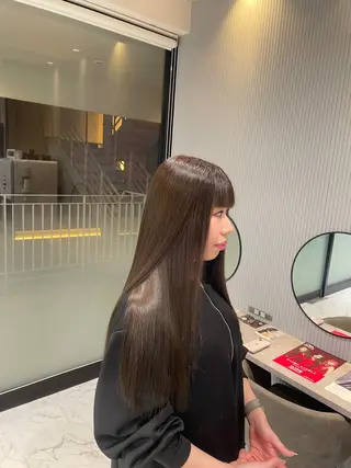 ロング カラー RAF Sakuraのヘアスタイル