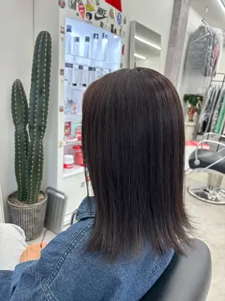 カラー MEMENTO YUZUのヘアスタイル