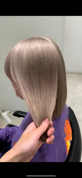 ロング カラー れい🫧 ハイトーン特化のヘアスタイル