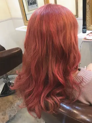 ロング カラー 岩谷/ブリーチ 🪽透明感カラーのヘアスタイル
