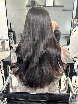 ロング カラー パーマ ヘアアレンジ 透明感/オリーブ/ グレージュ/YUKAのヘアスタイル