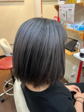 カラー まさき✂︎ブリーチ／ デザインカラーのヘアスタイル