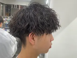 パーマ メンズ パーマ支持率No.1 ❤️‍🔥安成弾のヘアスタイル
