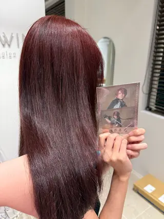 セミロング カラー オタク特化美容師💟 チバコナツのヘアスタイル
