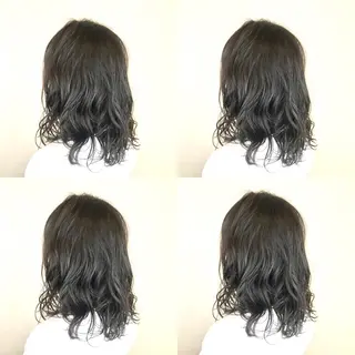 セミロング パーマ 韓国レイヤーカット/ ダブルカラーのヘアスタイル