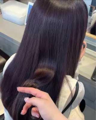 ロング カラー 透明感カラー🎀／ 寒色カラー／マツエクのヘアスタイル