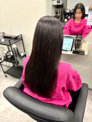 ロング カラー 明石 優衣のヘアスタイル