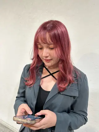 ロング カラー ベージュ/オリーブ/ miyabiのヘアスタイル