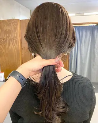 セミロング カラー パーマ ヘアアレンジ メンズ キッズ ネイル マツエク・マツパ アイブロウ 前川 朋香のヘアスタイル