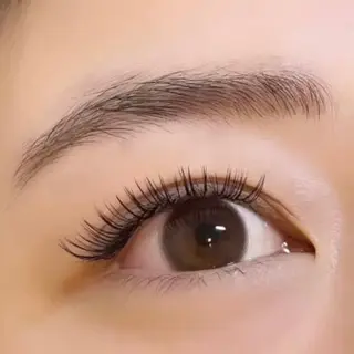 マツエク・マツパ ArisLy rikaの眉毛・アイブロウイメージ