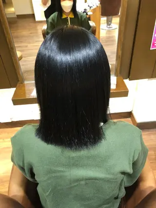 カラー AGREE Momokaのヘアスタイル