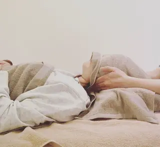 学生向けケア| 肩こり・姿勢・小顔✨のエステ・リラクイメージ