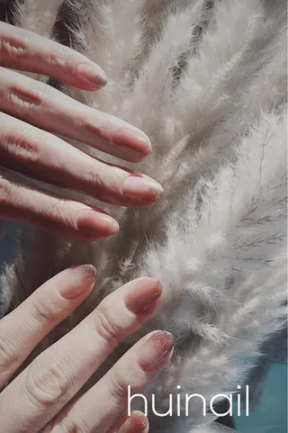 ミディアム めぐみのネイルサロン スタッフ練習のネイルデザイン